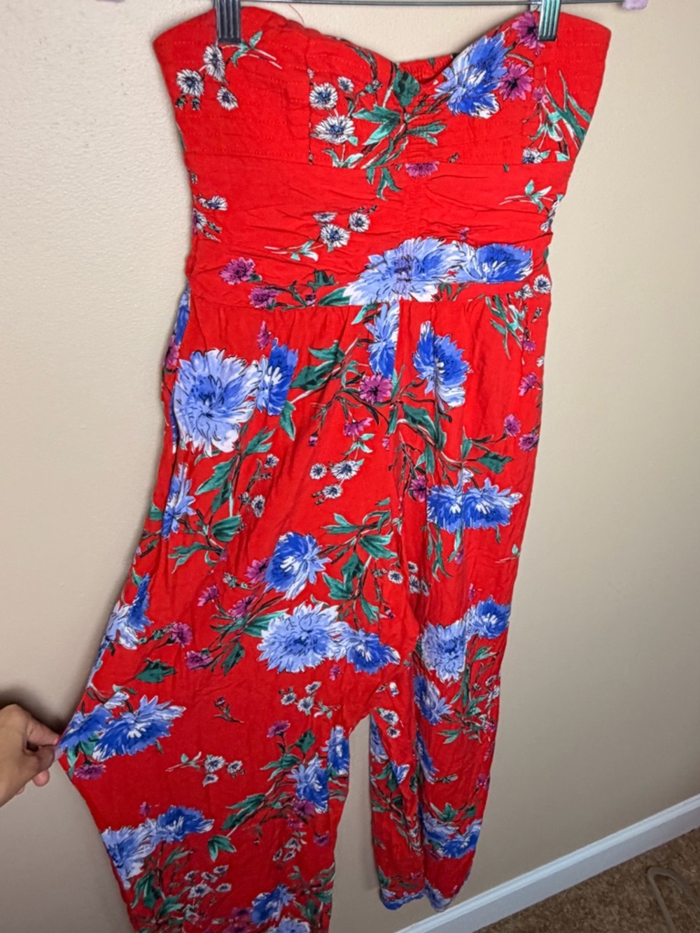 ❤️ Band of Gypsies Red Floral Strapless Smocked Romper Size M Boho ❤️ - Picture 10 of 10